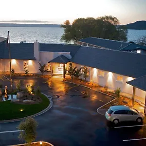 4* 度假村 围邑湖滨spa度假酒店